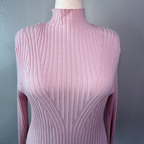 💗 Hooked Up by IOT Ribbed Mock Neck Sweater — Soft Pink — XL - Picture 2 of 6